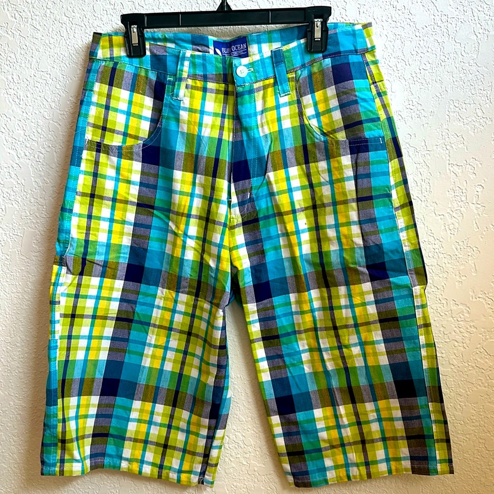 Men’s cotton plaid cargo shorts